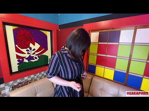 ❤️ Cutie Japanese nwere nnukwu nnụnnụ tit na-eji ihe ụmụaka egwuri egwu na-enwe mmekọahụ na-emetọ onwe ya ma nwee orgasm. Ọ na-ekwu na N'ajụjụ ọnụ banyere ya iberibe ahụmahụ. Nnukwu nnụnnụ tit na ọtụ ntutu na-asụ ude nke ukwuu. Osakaporn Ihe gba ọtọ  ﹏